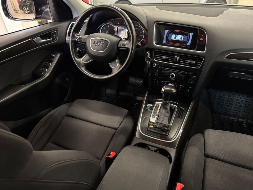 Audi Q5 2014 Musta
