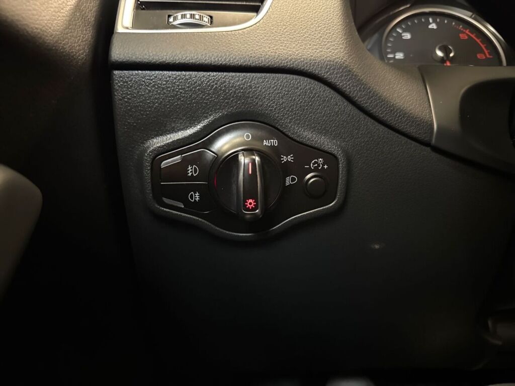 Audi Q5 2014 Musta
