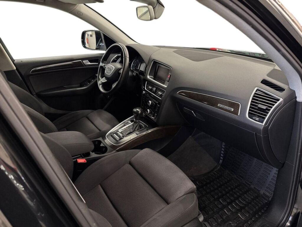 Audi Q5 2014 Musta