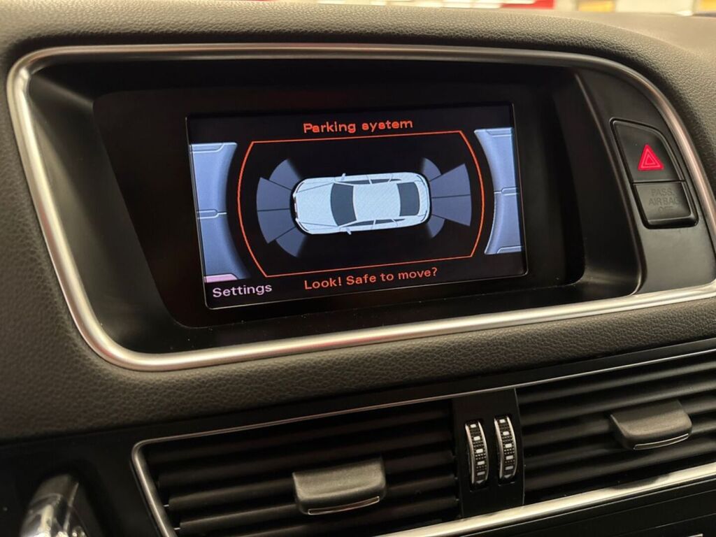 Audi Q5 2014 Musta