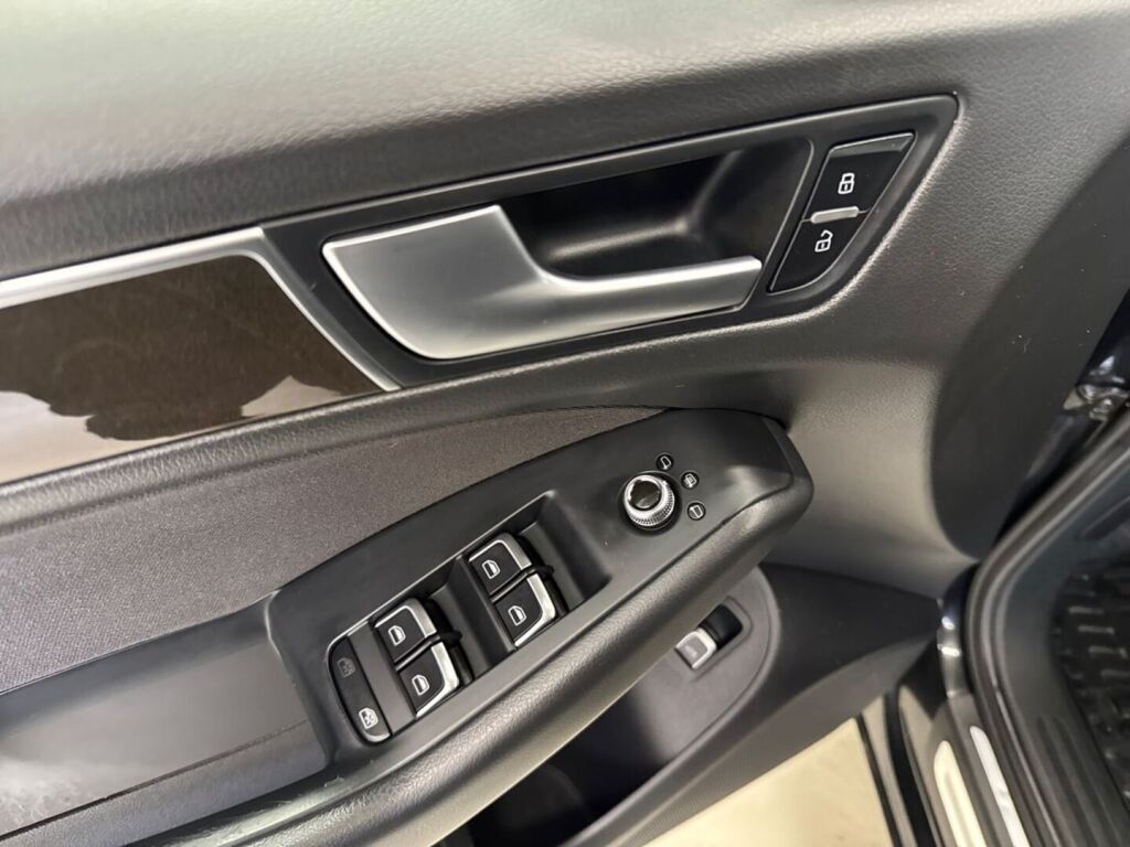 Audi Q5 2014 Musta