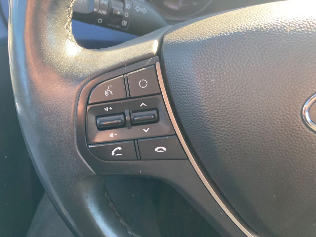 Hyundai i20 Hatchback 2019 Metallinhohto Sininen