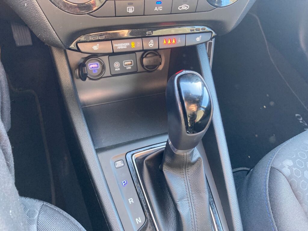 Hyundai i20 Hatchback 2019 Metallinhohto Sininen