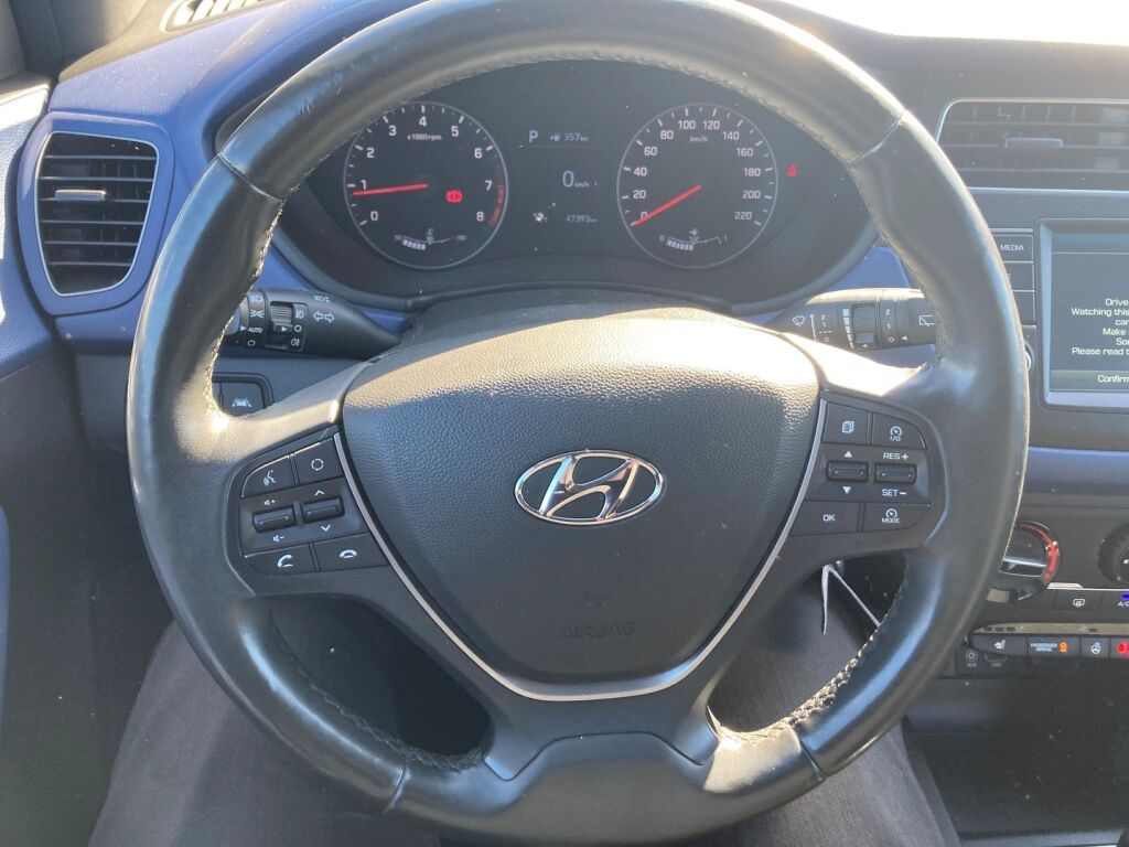 Hyundai i20 Hatchback 2019 Metallinhohto Sininen