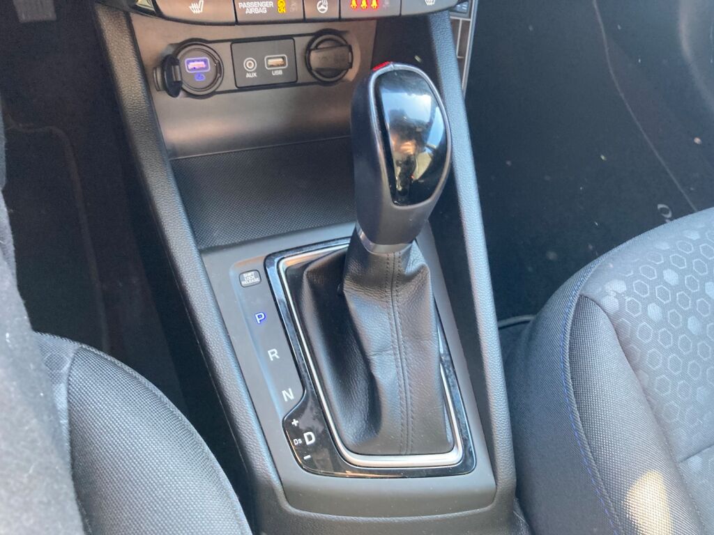 Hyundai i20 Hatchback 2019 Metallinhohto Sininen