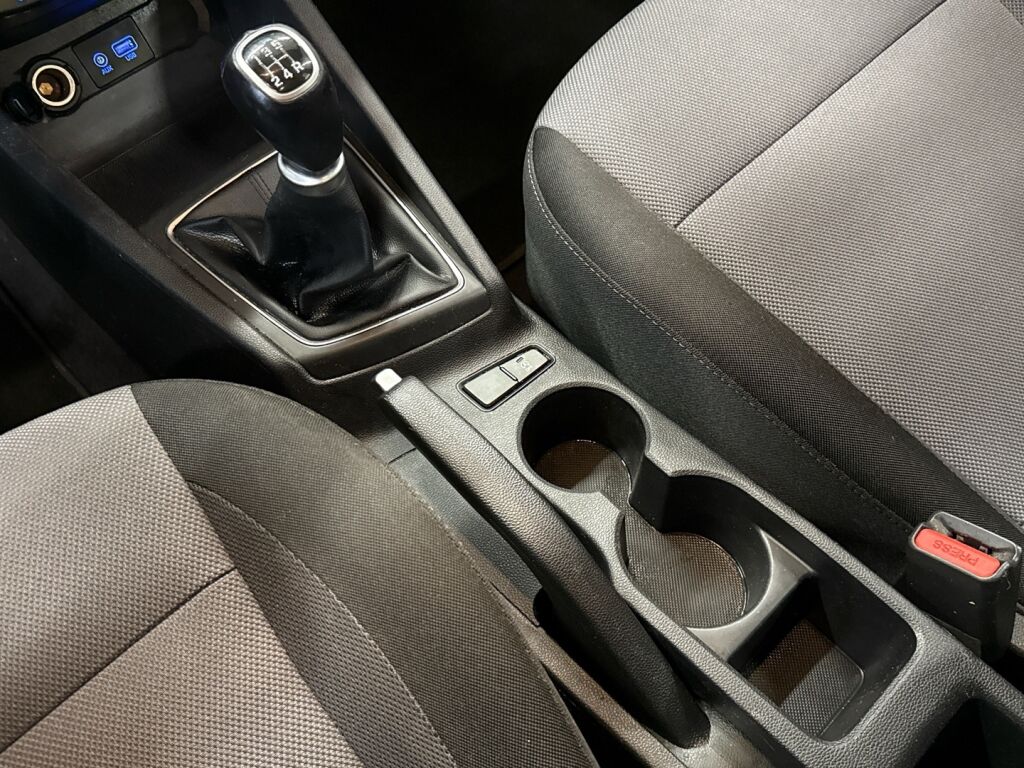 Hyundai i20 5d 2018 Valkoinen