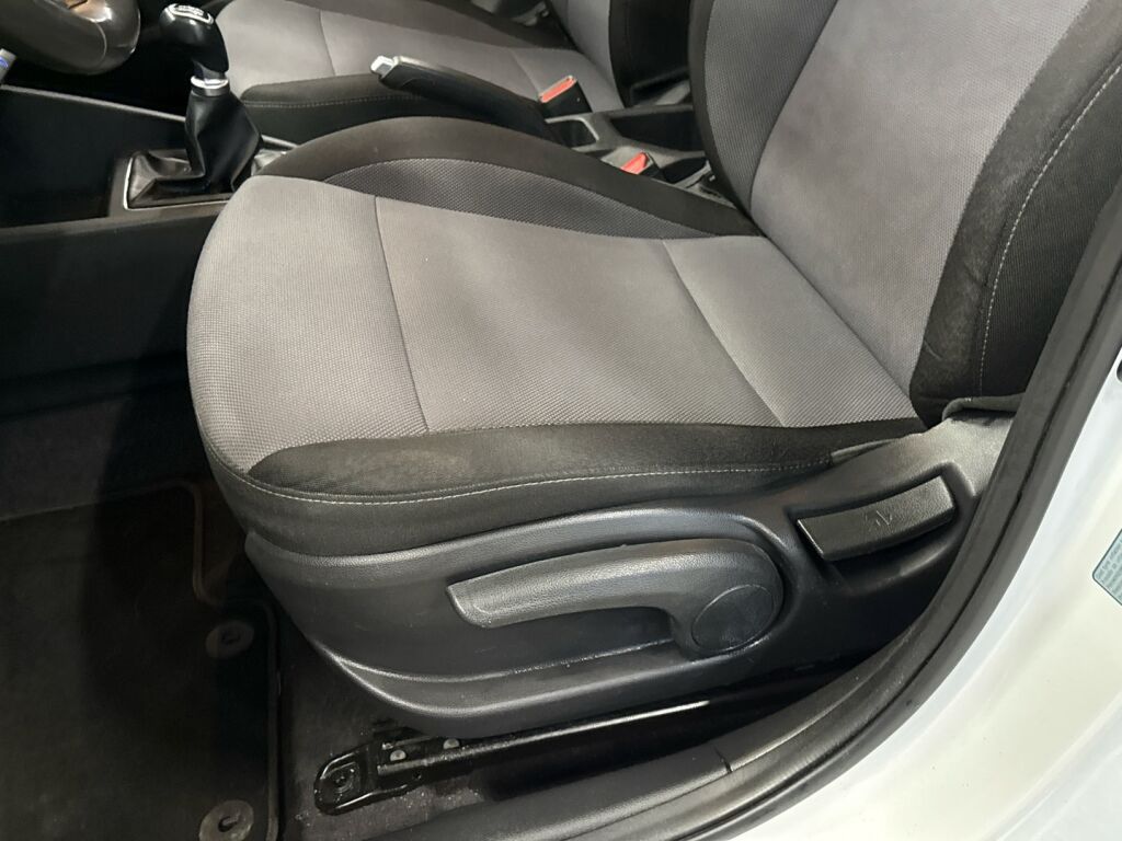 Hyundai i20 5d 2018 Valkoinen