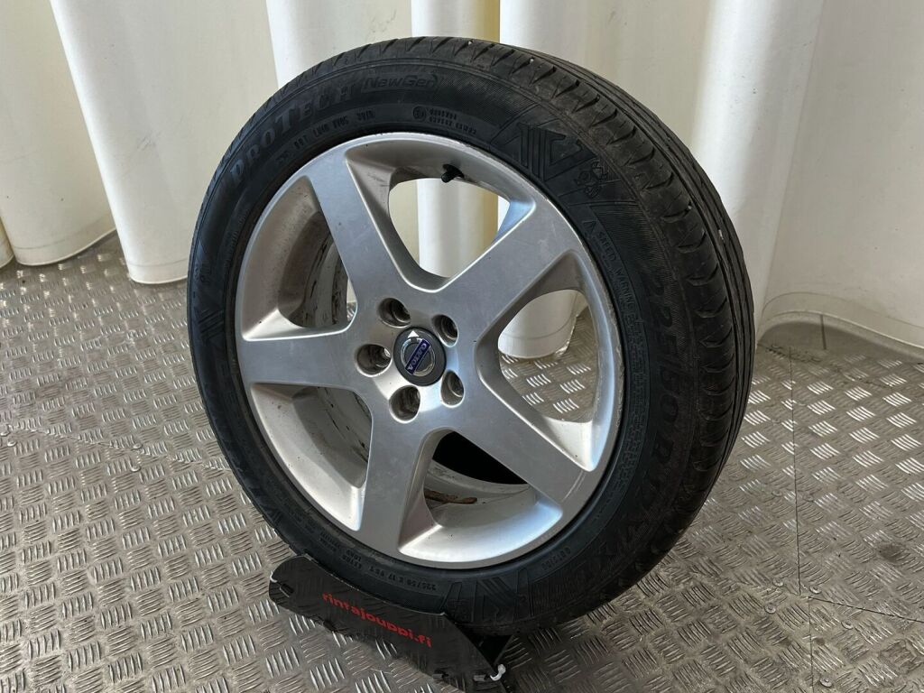 Volvo V70 2006 Harmaa