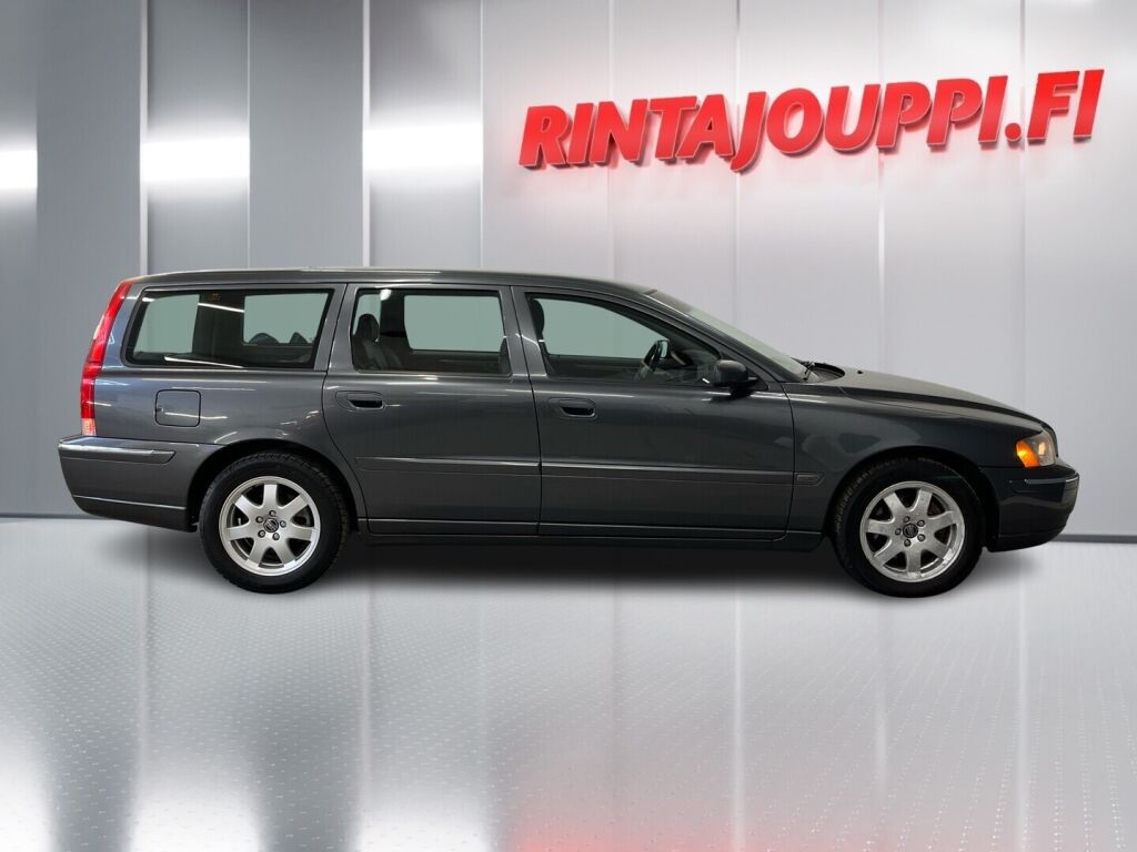 Volvo V70 2006 Harmaa