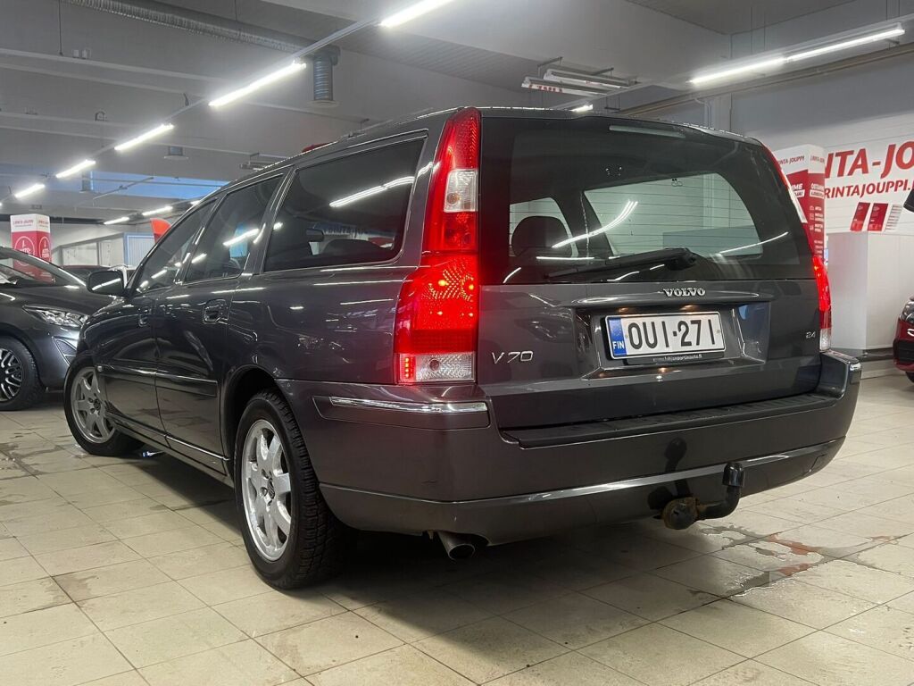 Volvo V70 2006 Harmaa