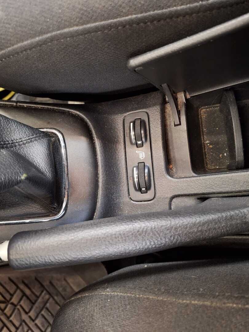 Toyota Avensis 2006 Hopea