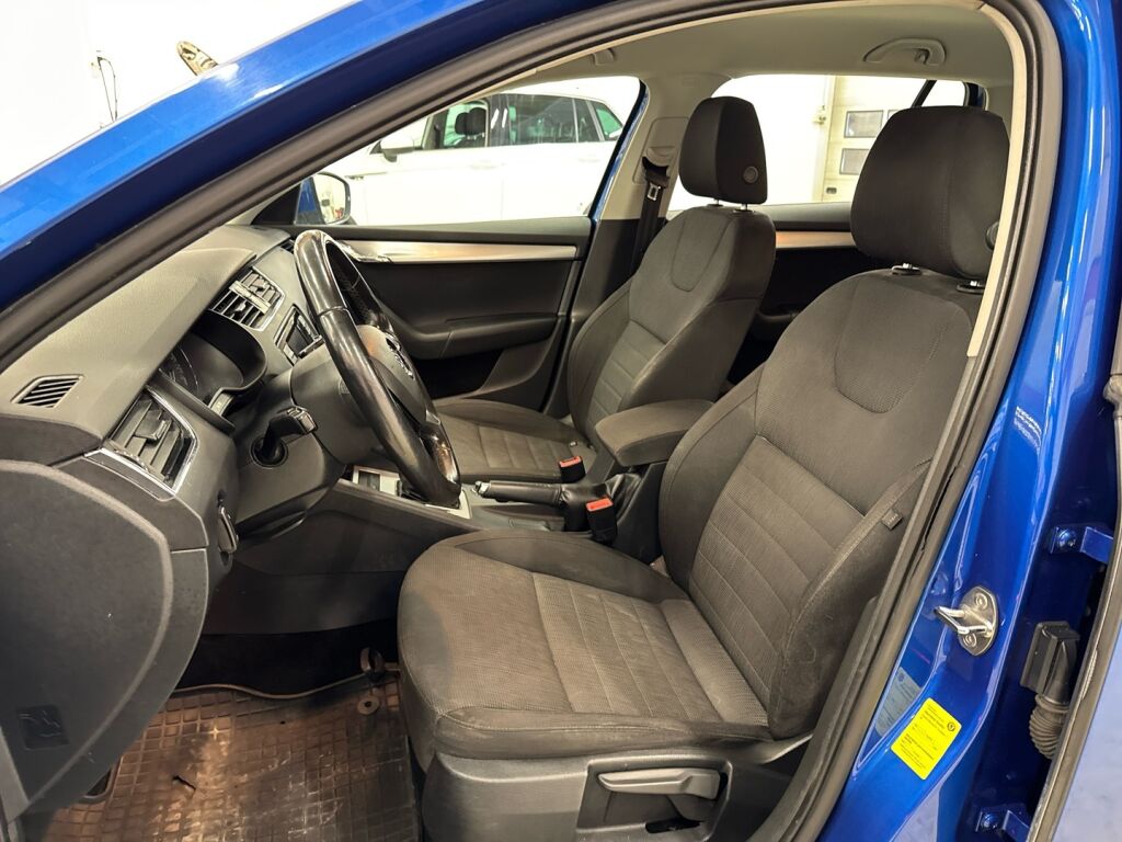 Skoda Octavia 2014 Sininen