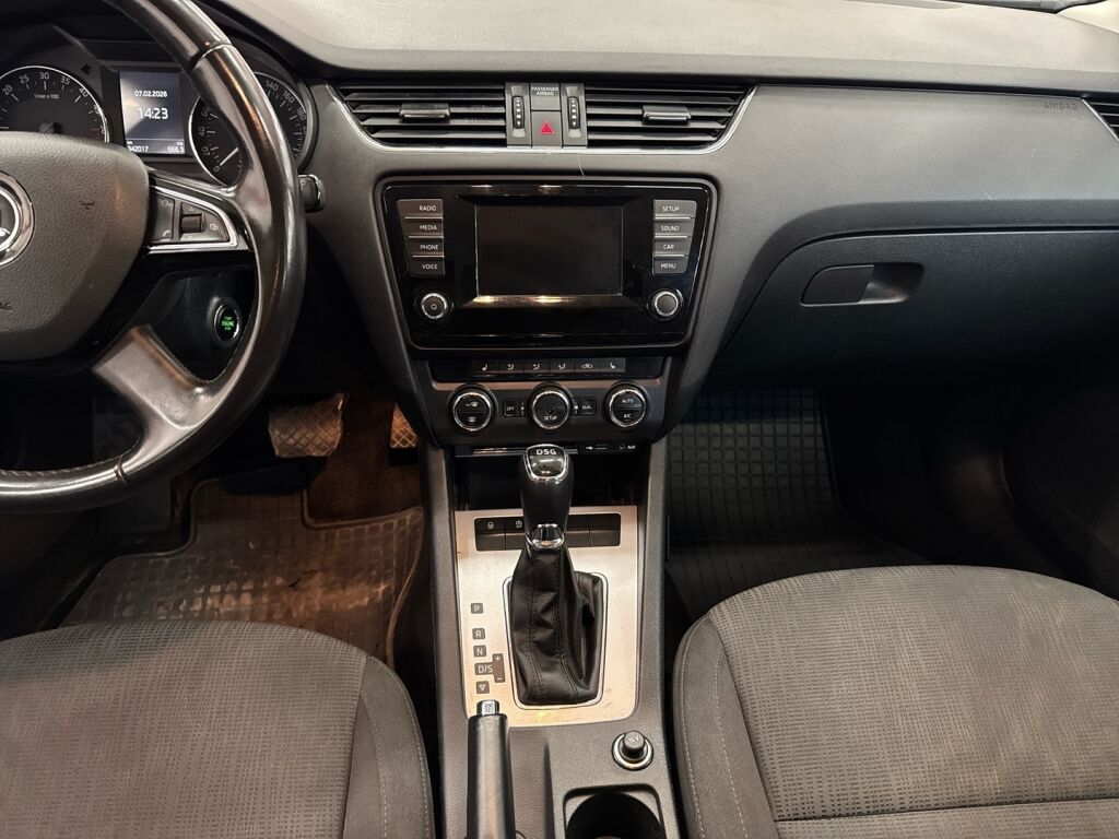 Skoda Octavia 2014 Sininen