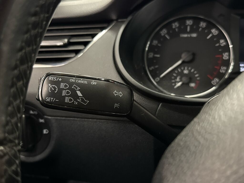 Skoda Octavia 2014 Sininen