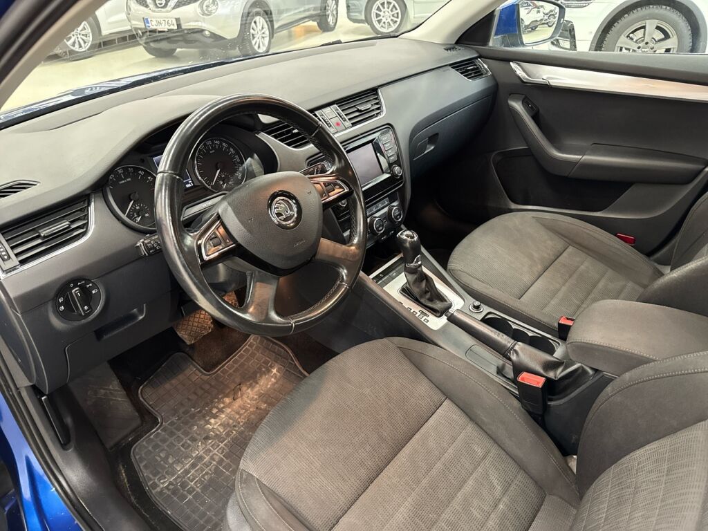 Skoda Octavia 2014 Sininen