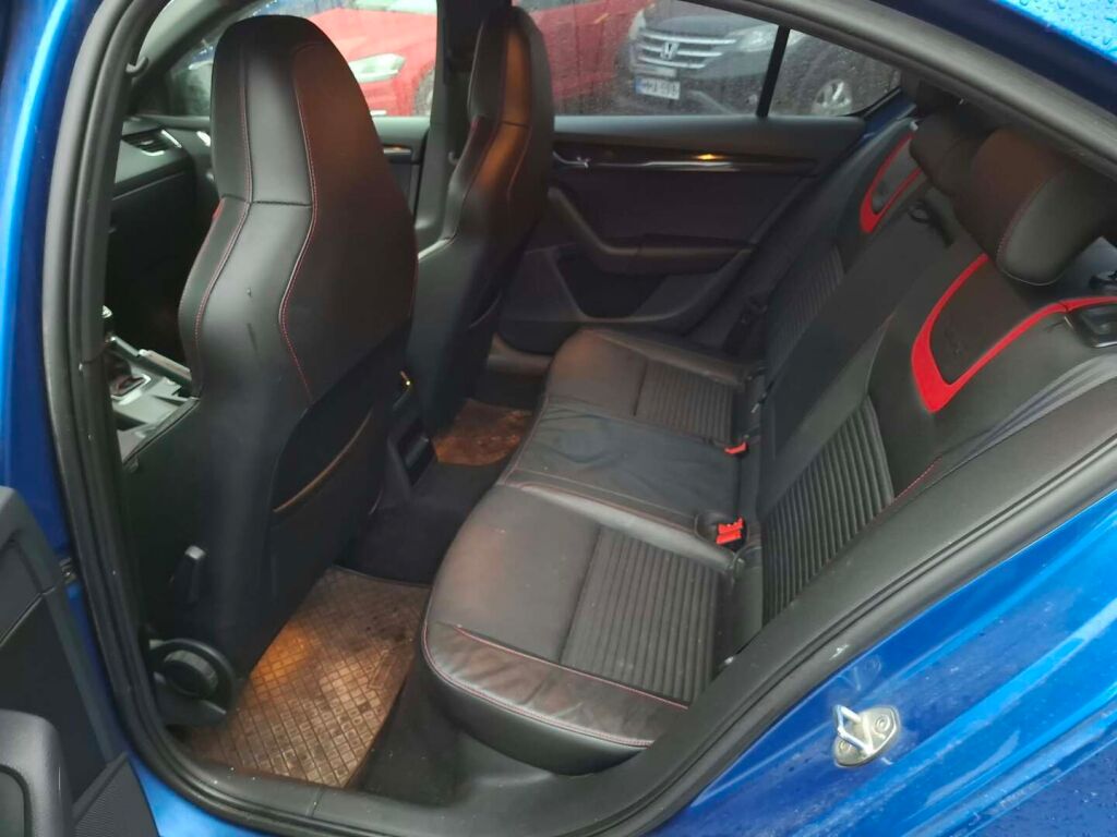 Skoda Octavia 2013 Sininen