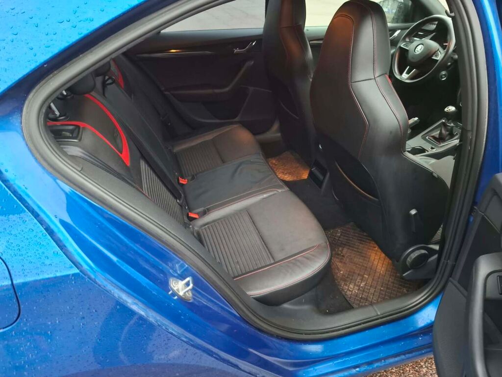 Skoda Octavia 2013 Sininen