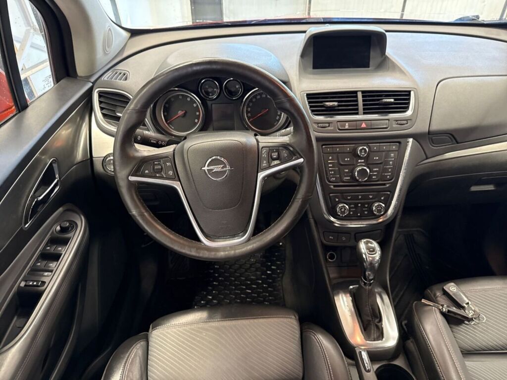 Opel Mokka 2014 Oranssi