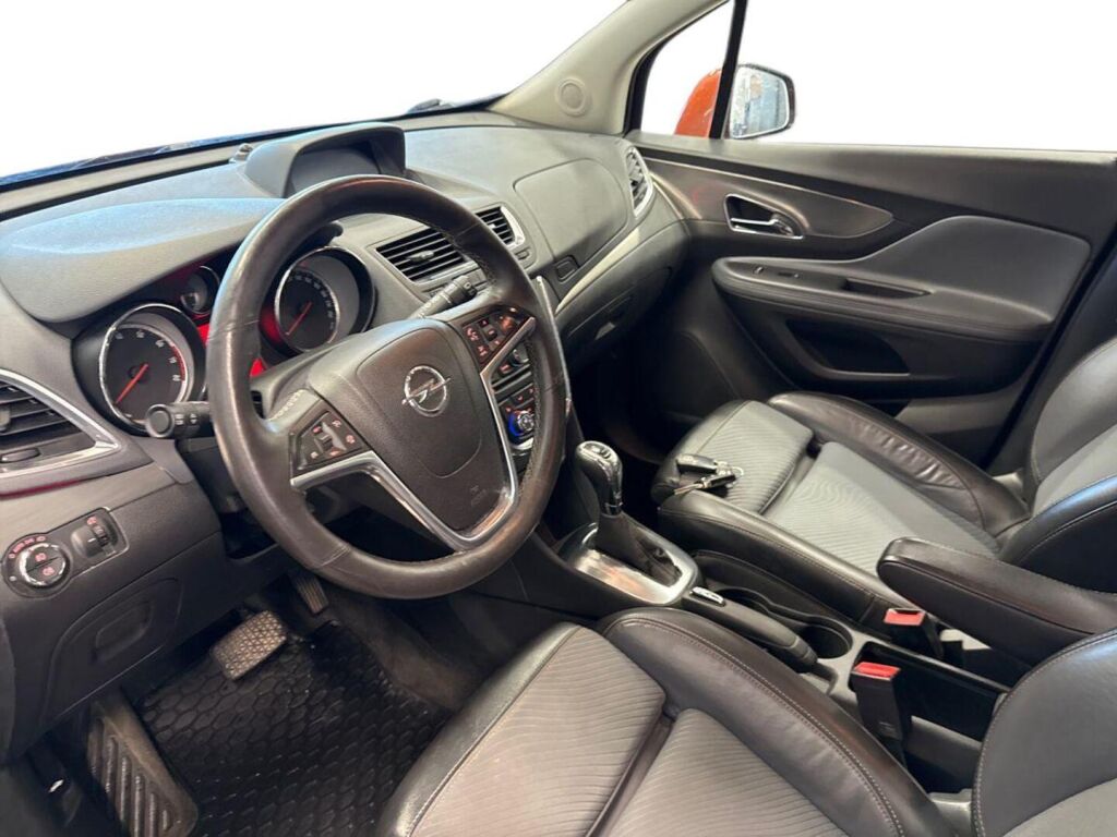 Opel Mokka 2014 Oranssi