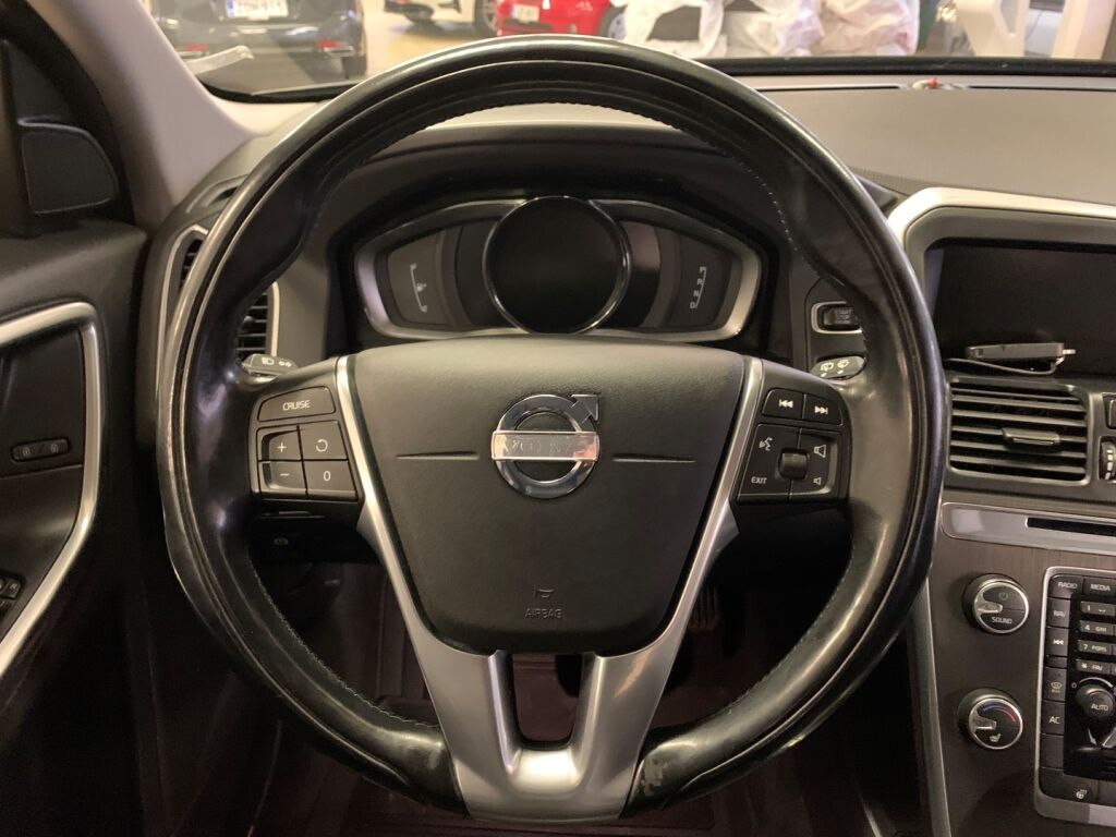 Volvo XC60 2014 Musta