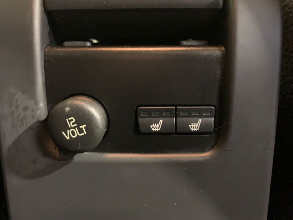 Volvo XC60 2014 Musta
