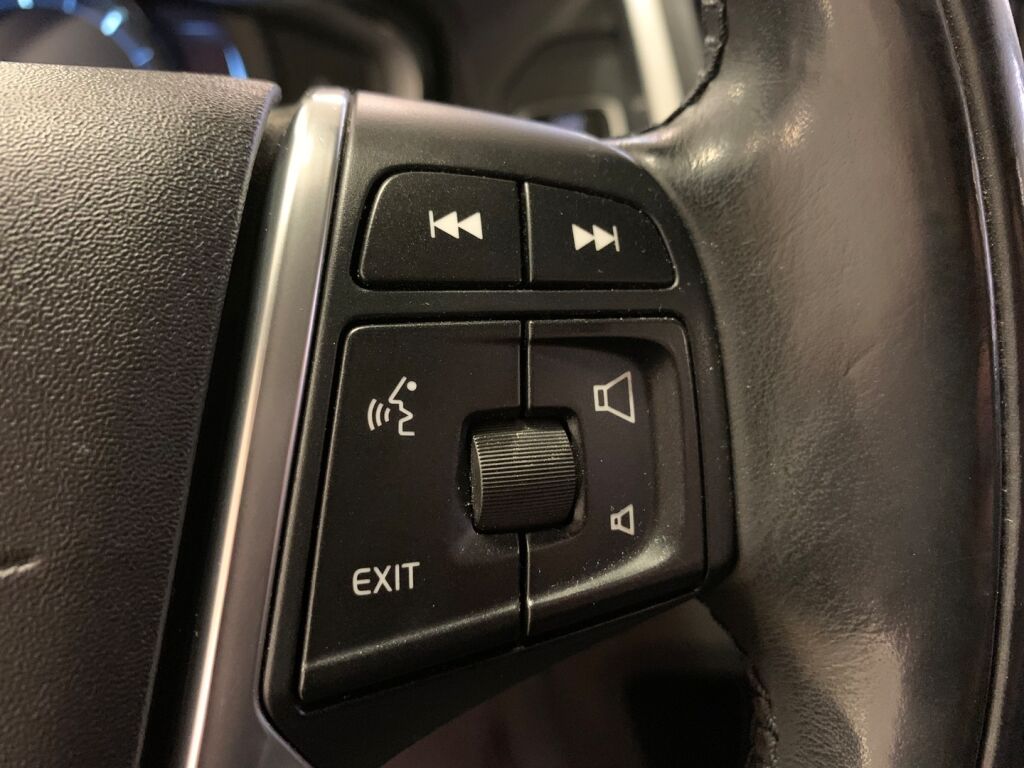 Volvo XC60 2014 Musta