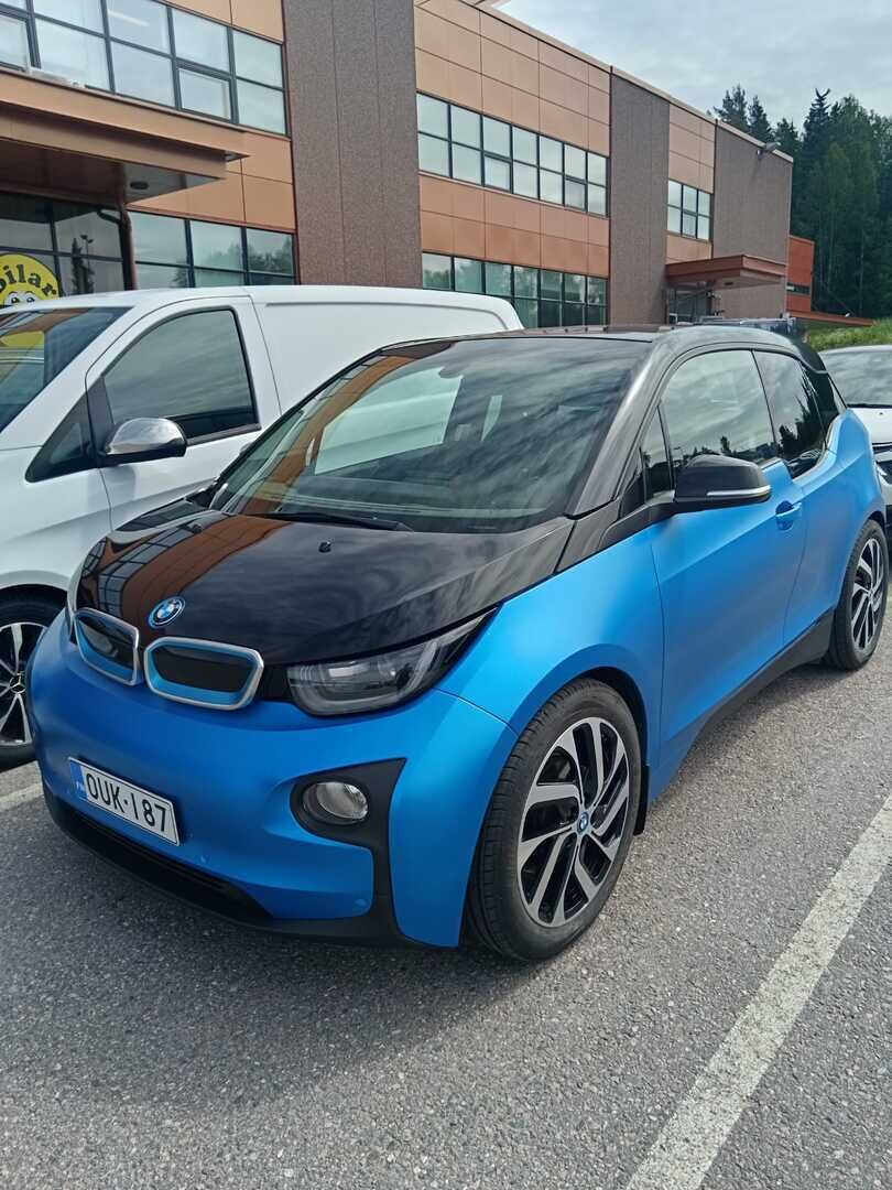 BMW i3