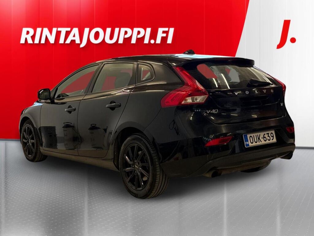 Volvo V40 2013 Musta