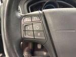 Volvo V40 2013 Musta