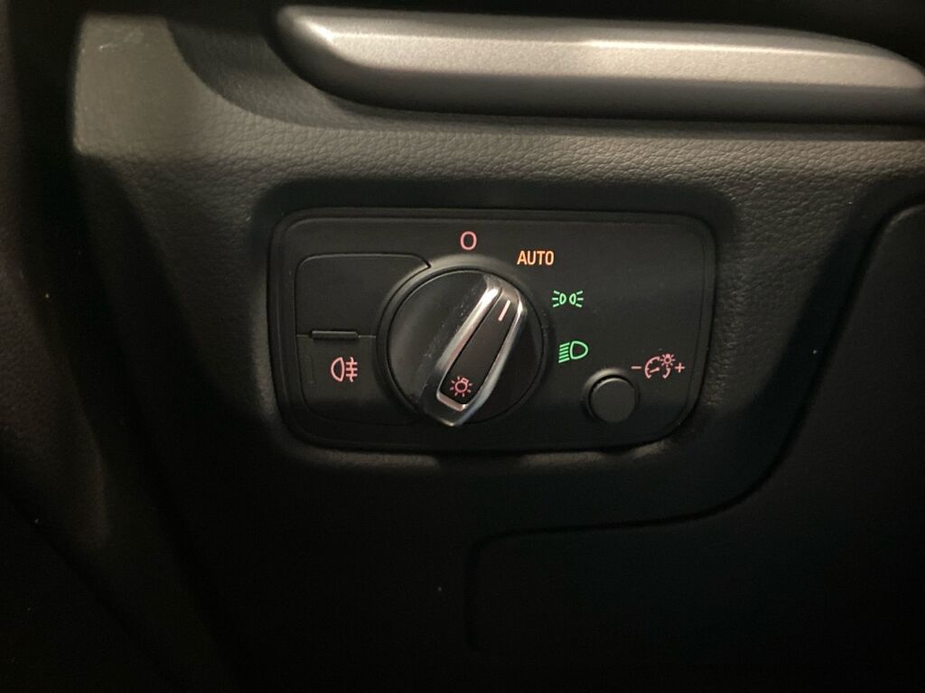 Audi A3 2013 Punainen