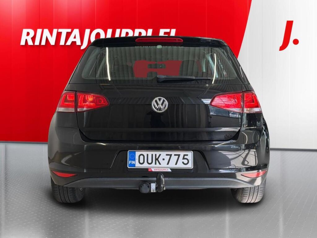 Volkswagen Golf 2014 Musta