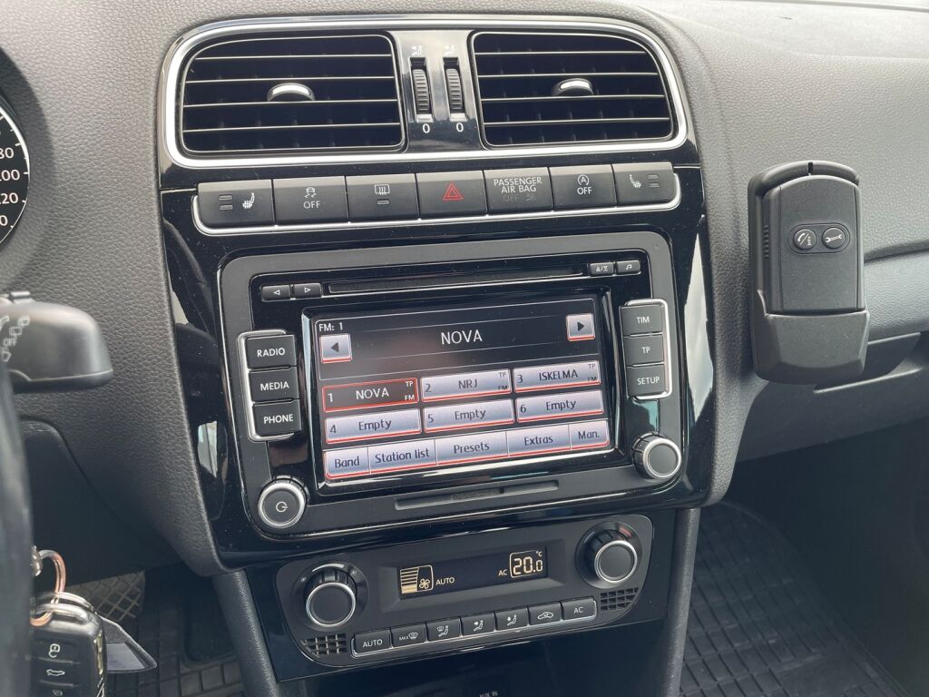 Volkswagen Polo 2014 Sininen