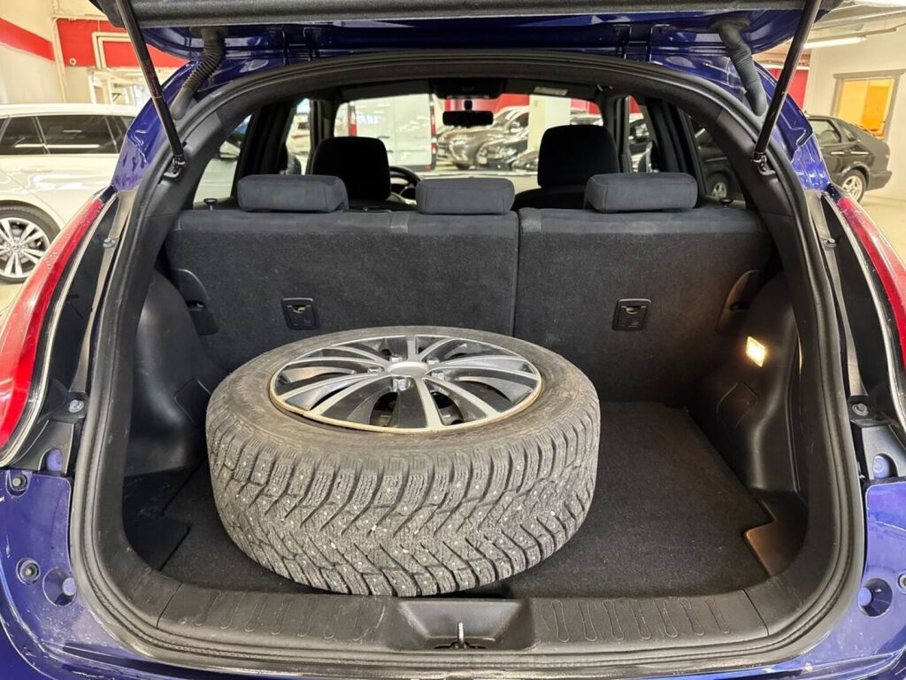 Nissan Juke 2015 Sininen