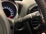 Nissan Juke 2015 Sininen