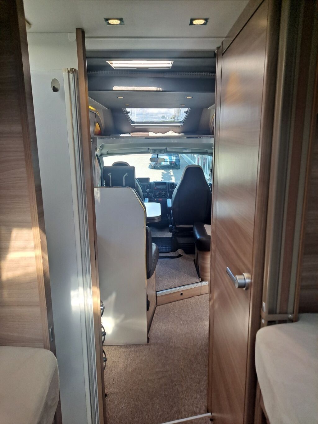 Adria Matrix Axess 670 SL 2015 Valkoinen