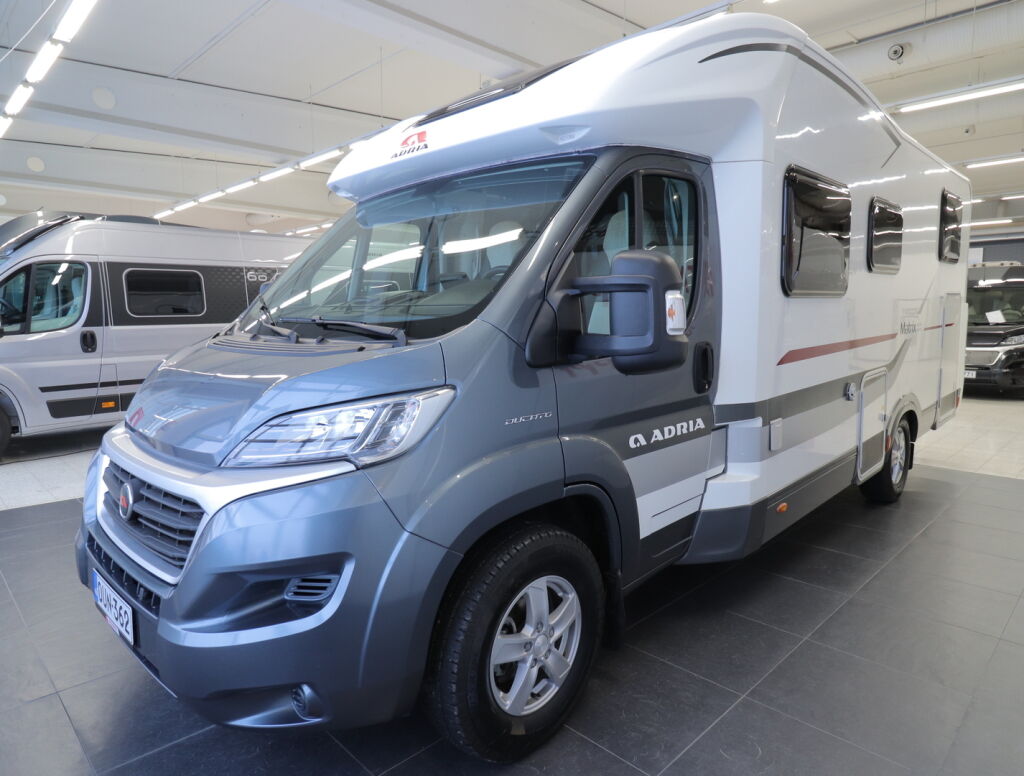 Adria Matrix Axess 670 SL 2015 Valkoinen