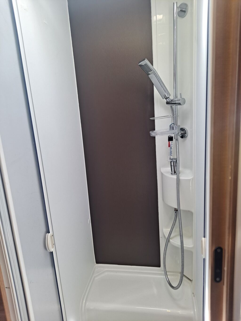 Adria Matrix Axess 670 SL 2015 Valkoinen