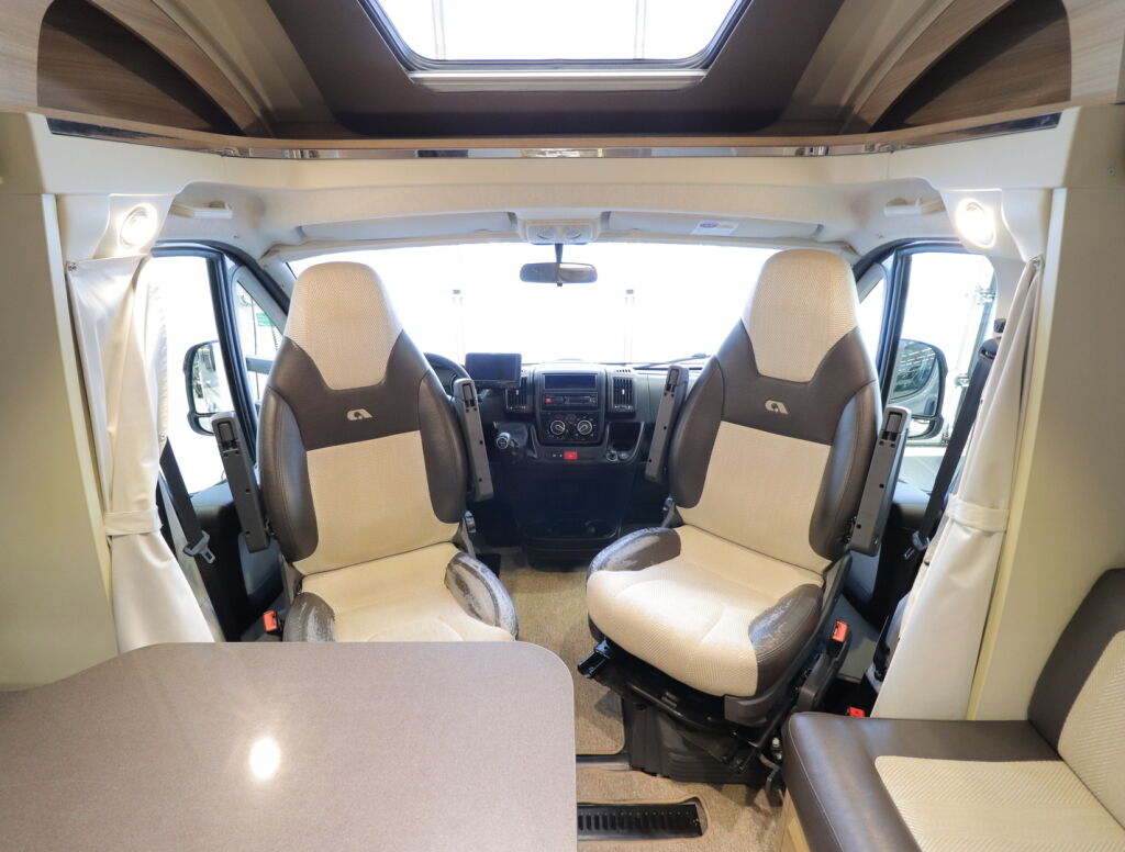 Adria Matrix Axess 670 SL 2015 Valkoinen
