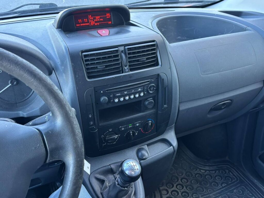 Toyota Proace 2015 Harmaa