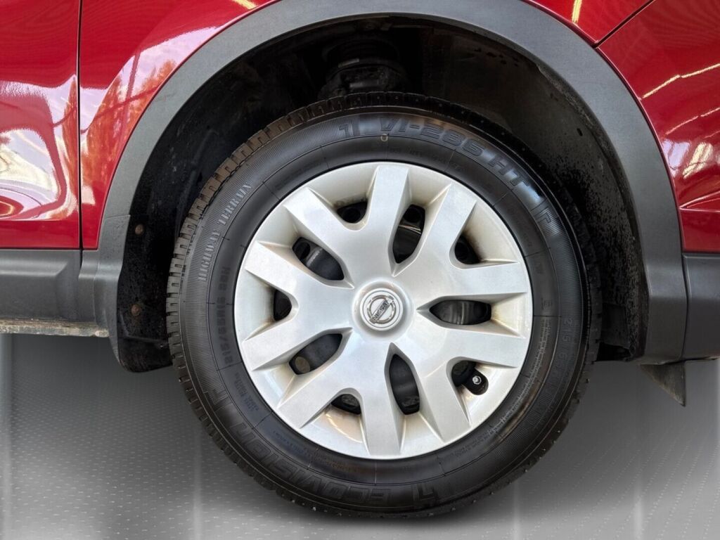 Nissan Qashqai 2014 Punainen