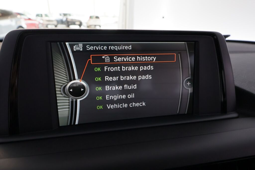 BMW 220 2014 Punainen