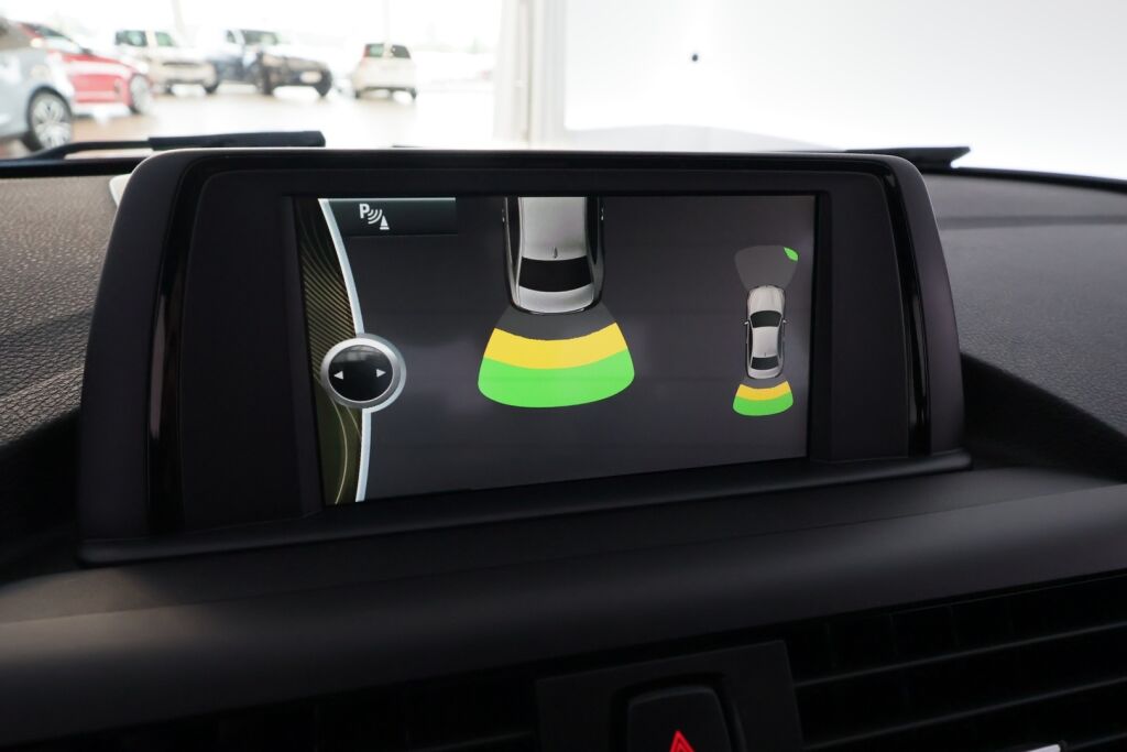 BMW 220 2014 Punainen