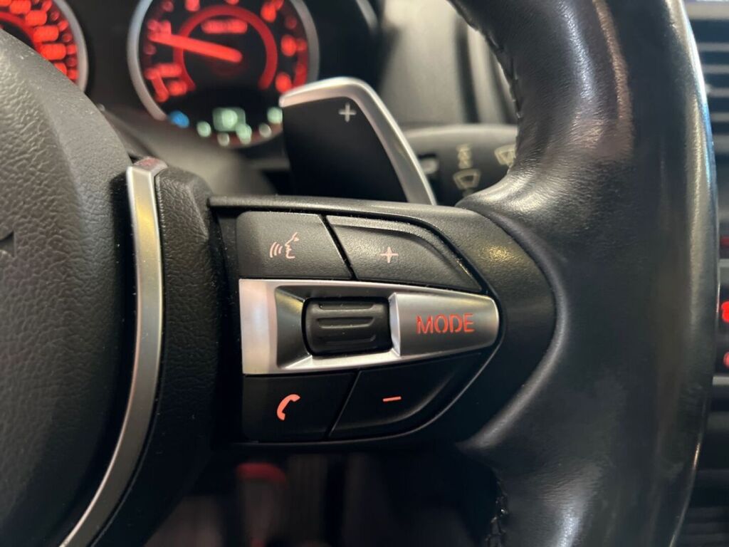 BMW 220 2014 Punainen