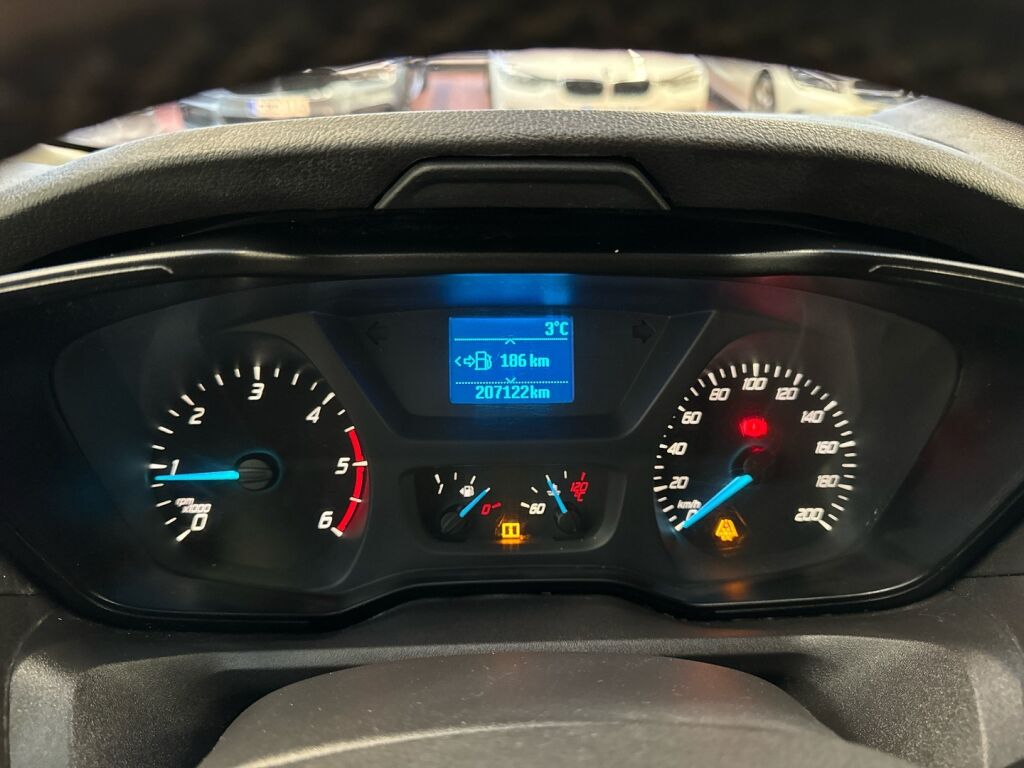 Ford Transit 2015 Valkoinen