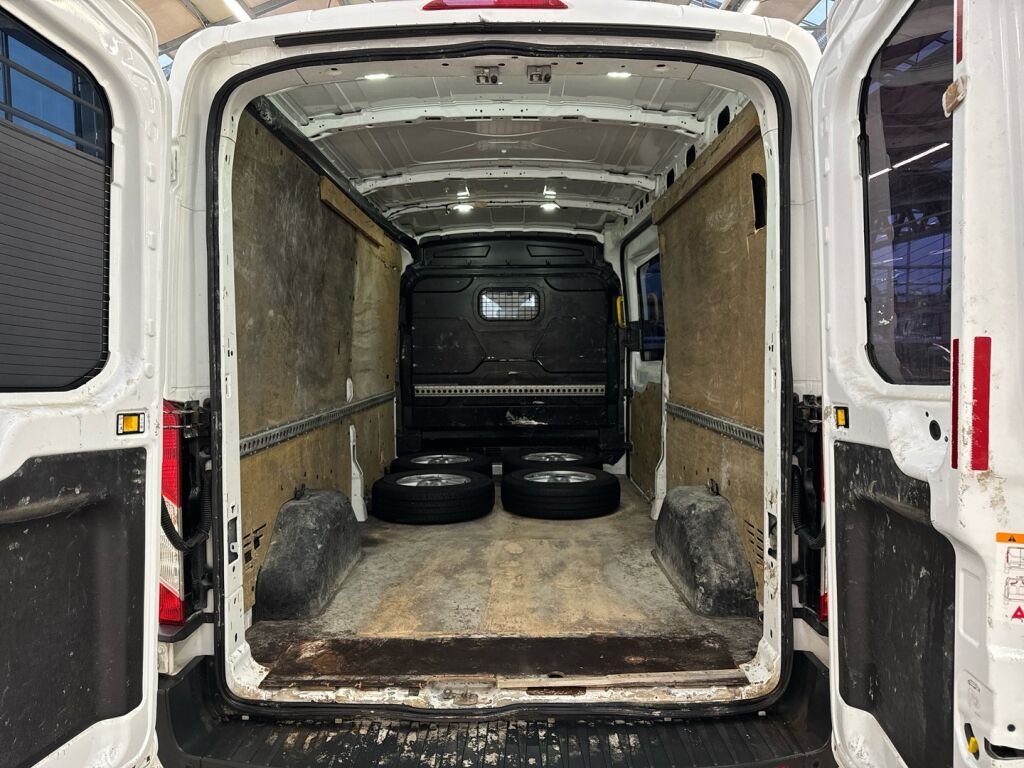 Ford Transit 2015 Valkoinen