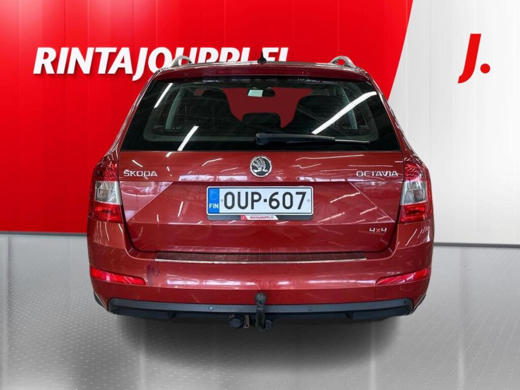 Skoda Octavia 2014 Punainen