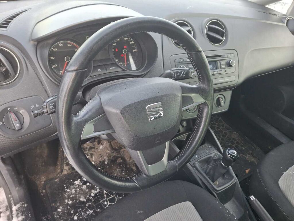 Seat Ibiza ST 2014 Harmaa