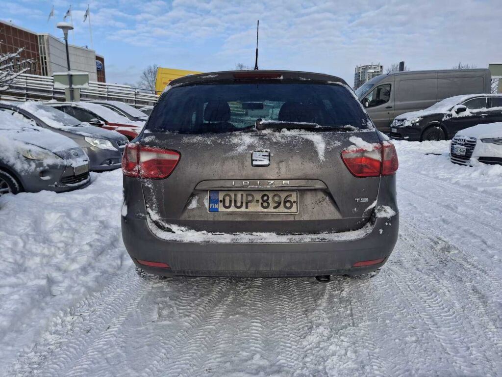 Seat Ibiza ST 2014 Harmaa