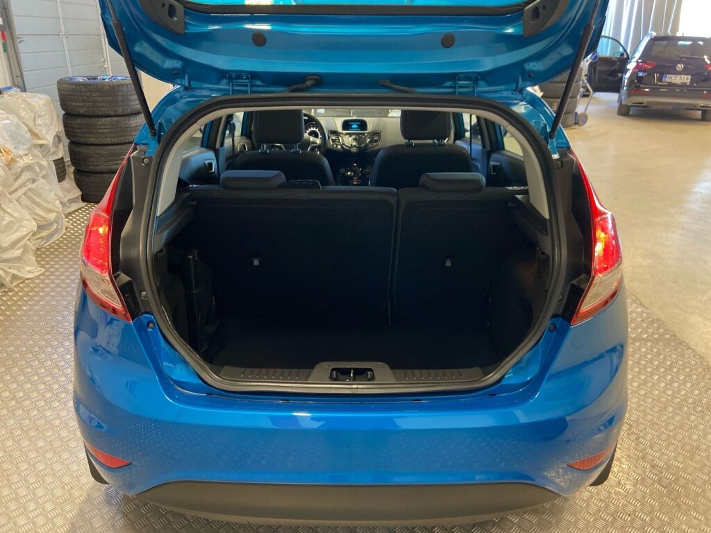 Ford Fiesta 2015 Sininen