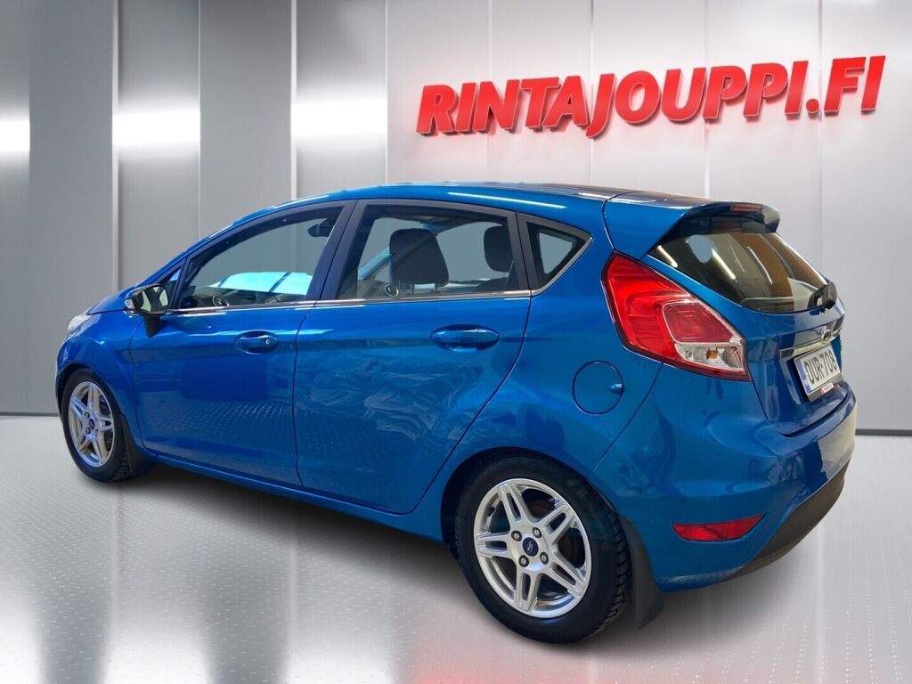 Ford Fiesta 2015 Sininen